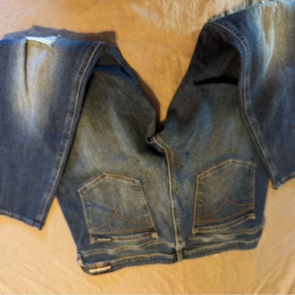 Calvin Klein Distressed Mid Rise Skinny Jeans Size 33x28 - Picture 7 of 14